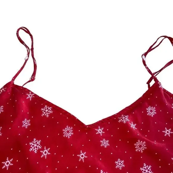 GUC Red Winter Nightie with Snowflakes - Picture 8 of 11
